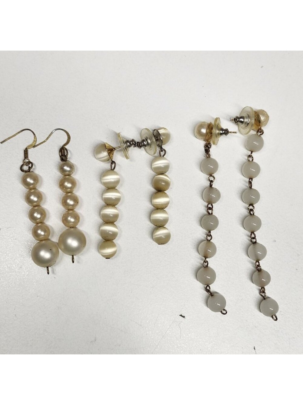 3 Pairs Dangle Earrings White Pearlized Beads